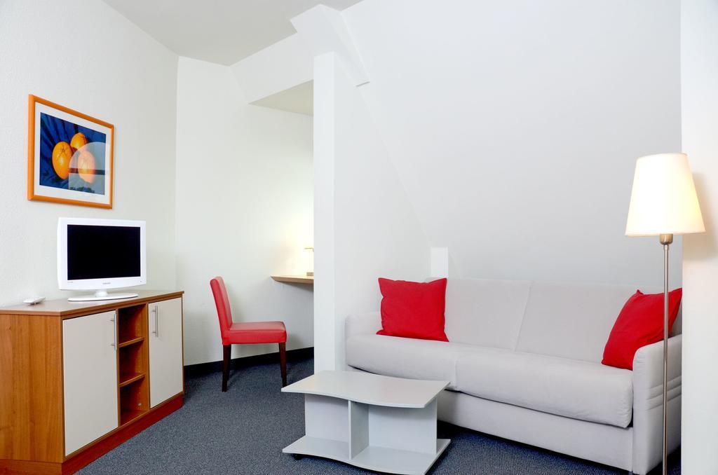 Hotel & Apartments Fuerstenhof Am Bauhaus Weimar  Dış mekan fotoğraf
